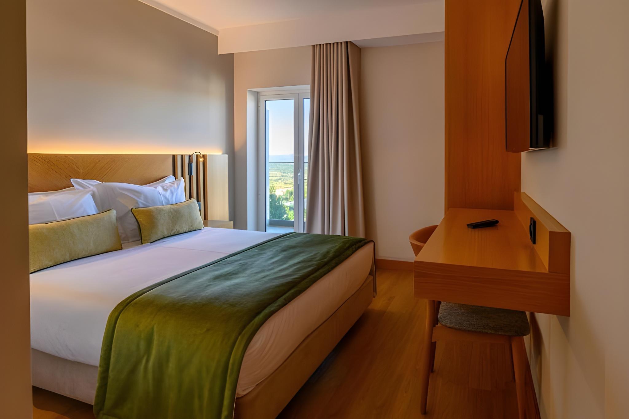 Room, Single