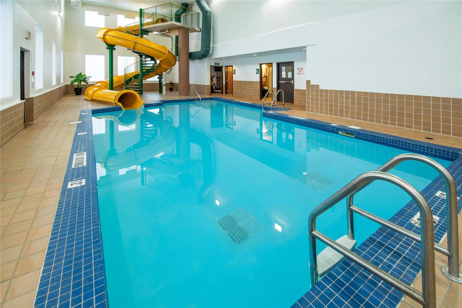 Quality Inn and Suites Lethbridge East 42/52
