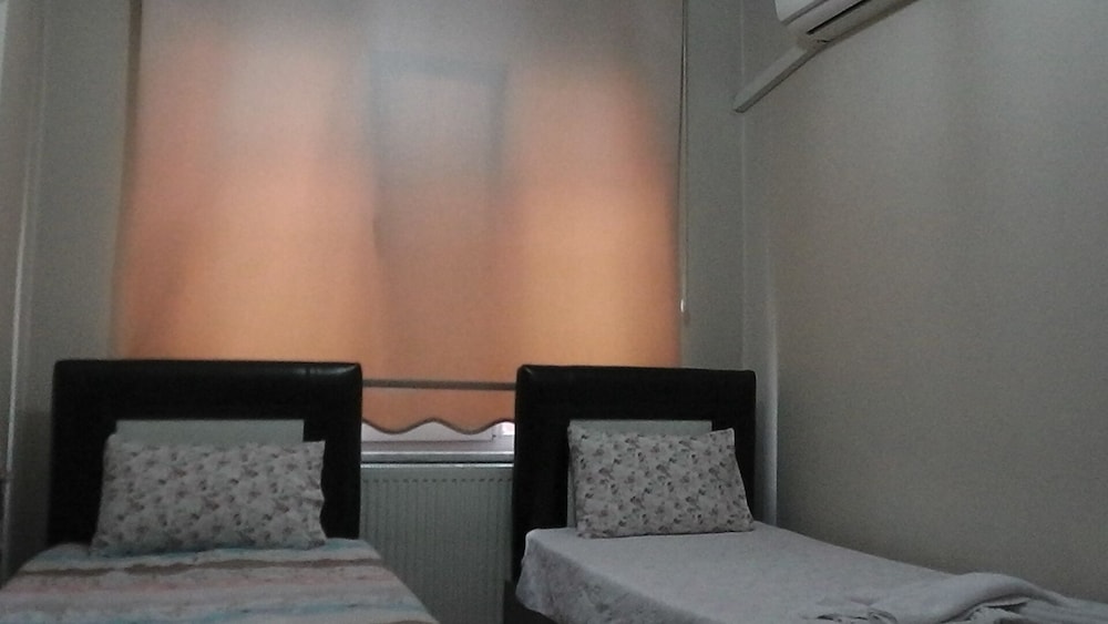 Mevlevi Hotel 32/50