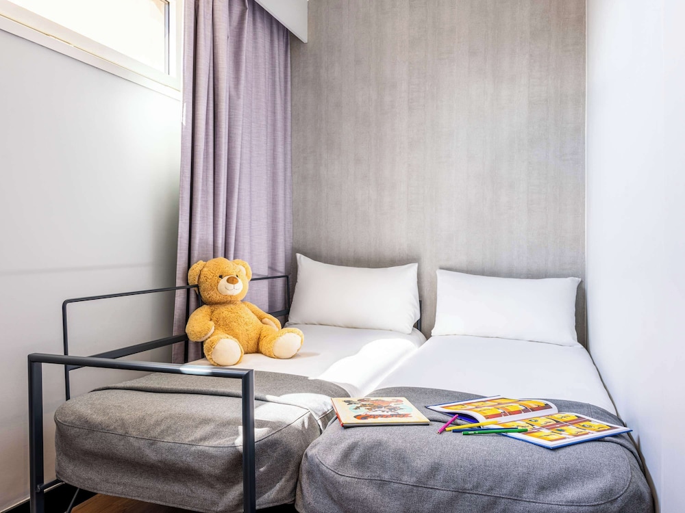 STANDARD, TWIN BEDS
