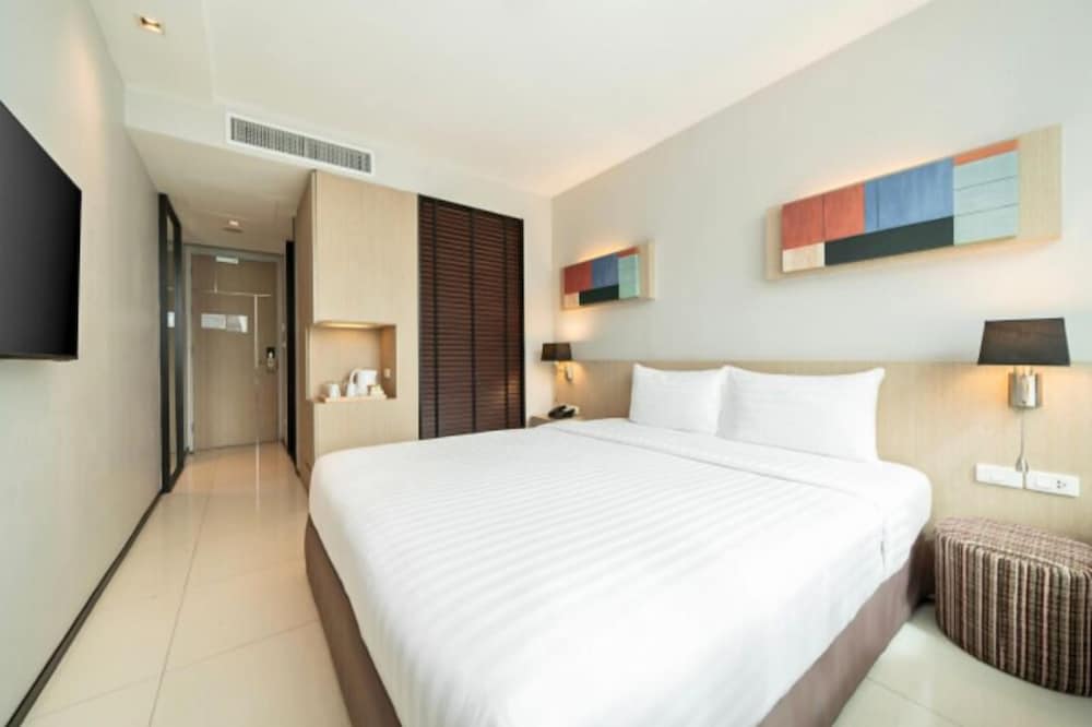 Vic3 Bangkok Hotel 26/74