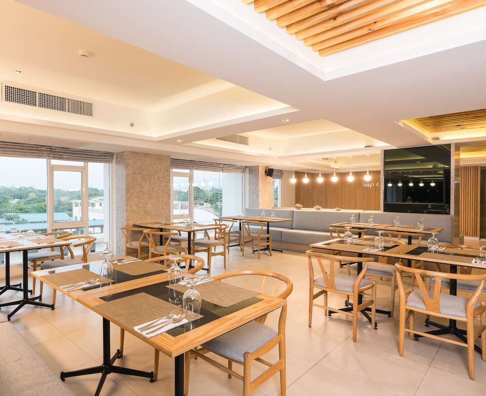 Rattanachol Hotel 32/50