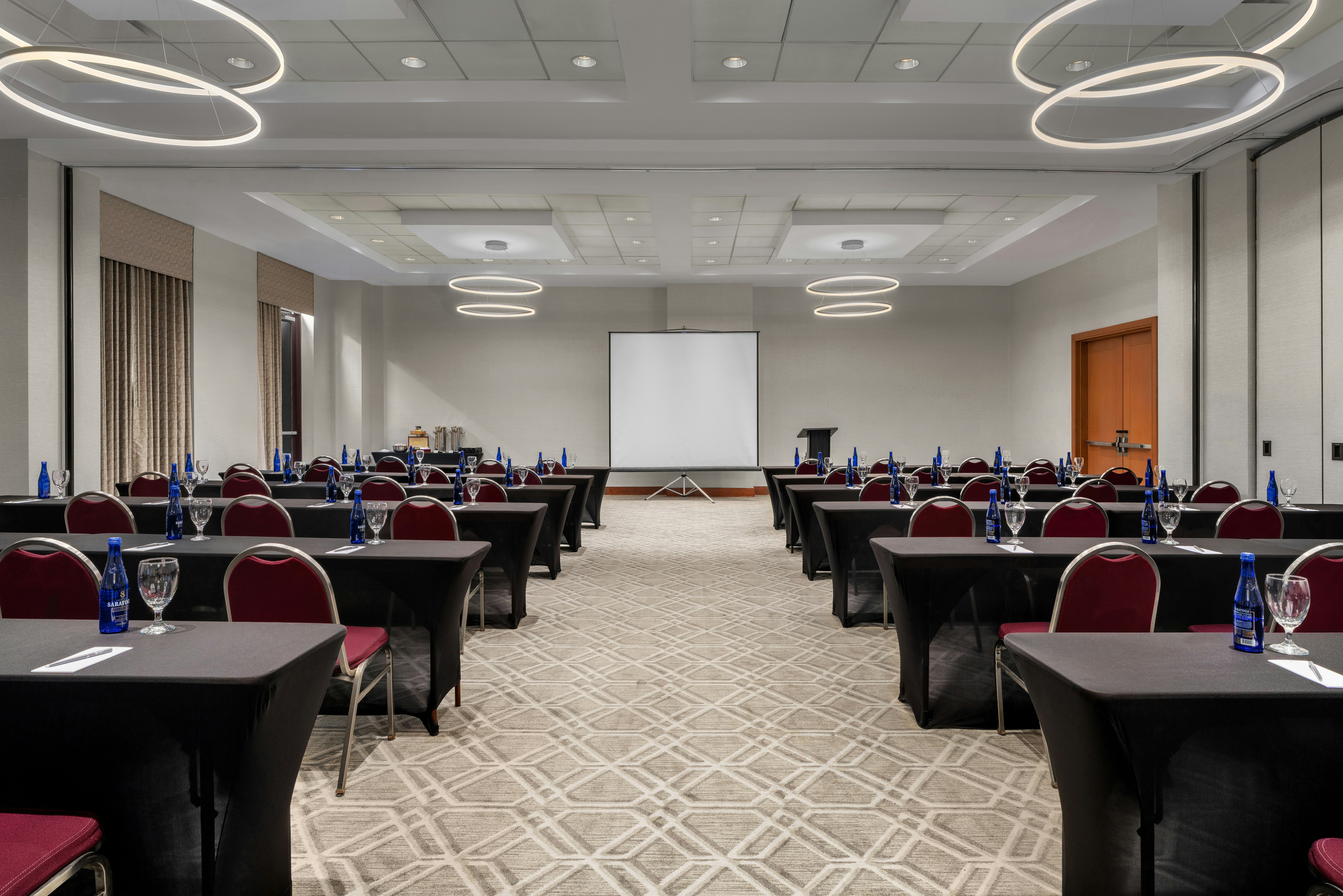Embassy Suites by Hilton Boston at Logan Airport 44/65