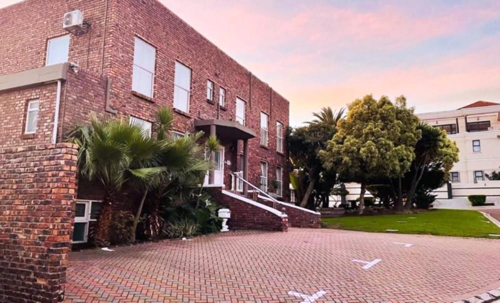 Plattekloof Premium Lodge 45/50