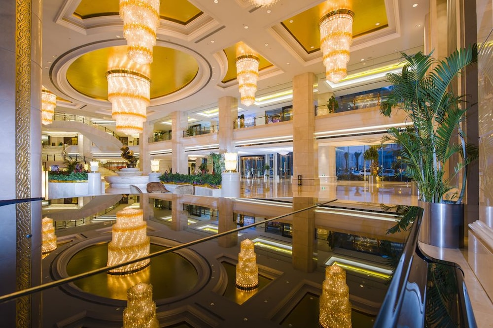 Haili New Century Grand Hotel Haiyan 25/45