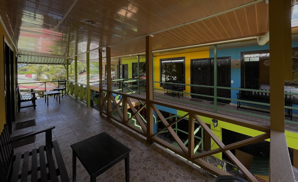 Cabinas El Icaco Tortuguero - Hostel 49/76