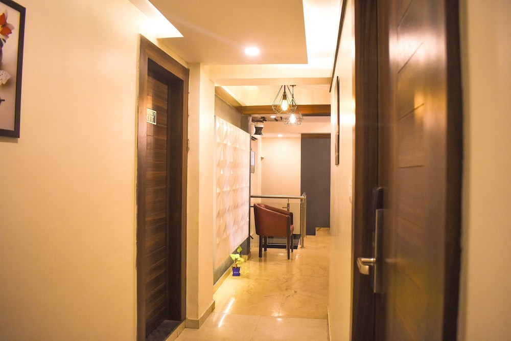 Hotel Mumbai International 15/22