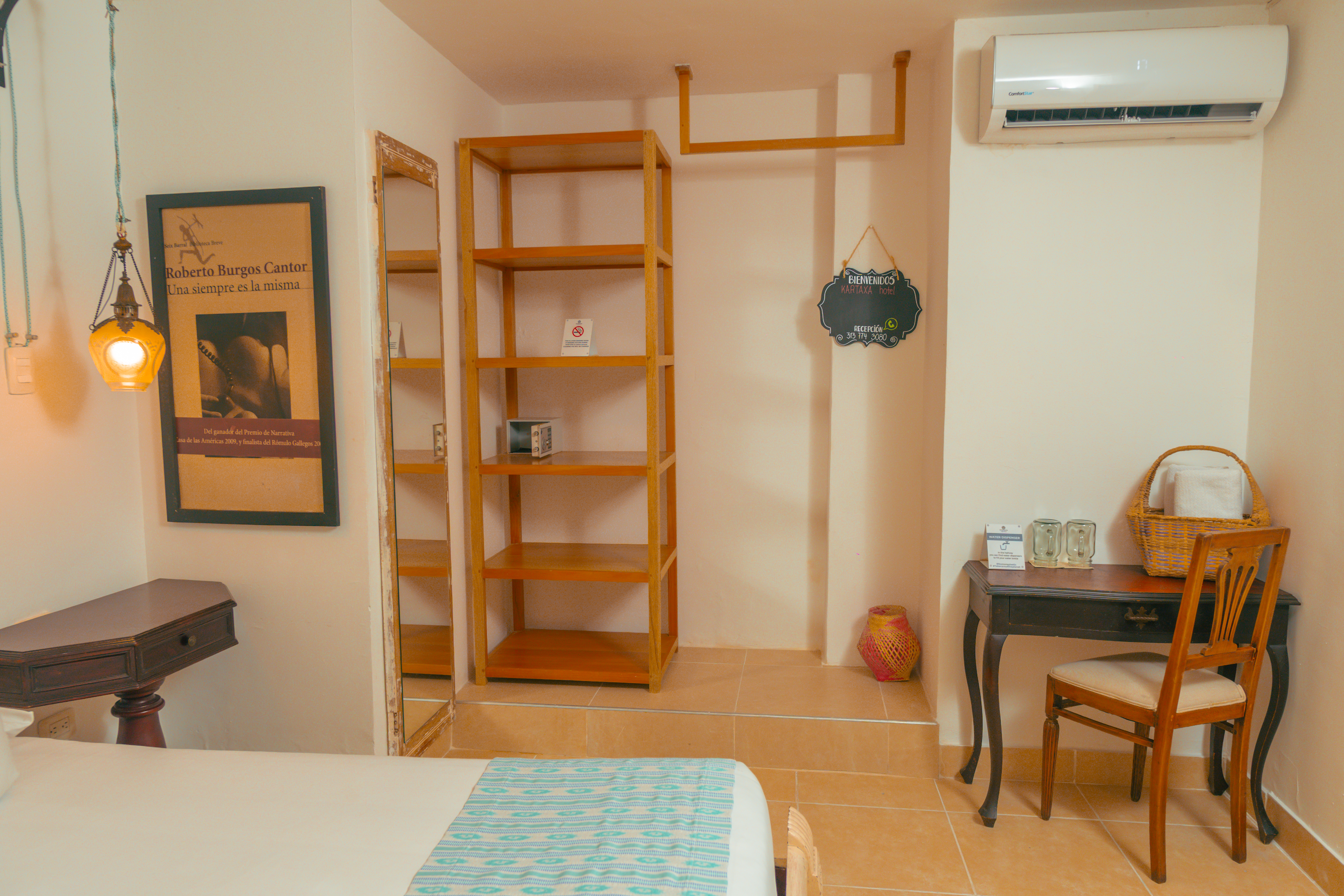 غرفة قياسية بسرير كوين، Hotel Kartaxa Cartagena 6/6