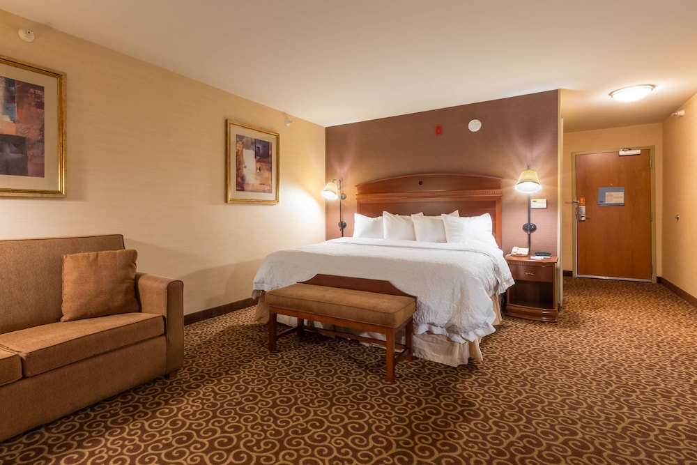 Hampton Inn Goshen 18/42