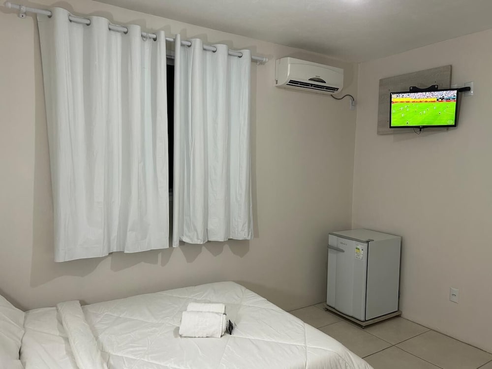 غرفة قياسية بسريرين مزدوجين وسرير بطابقين، Marechal Plaza Hotel 3/4