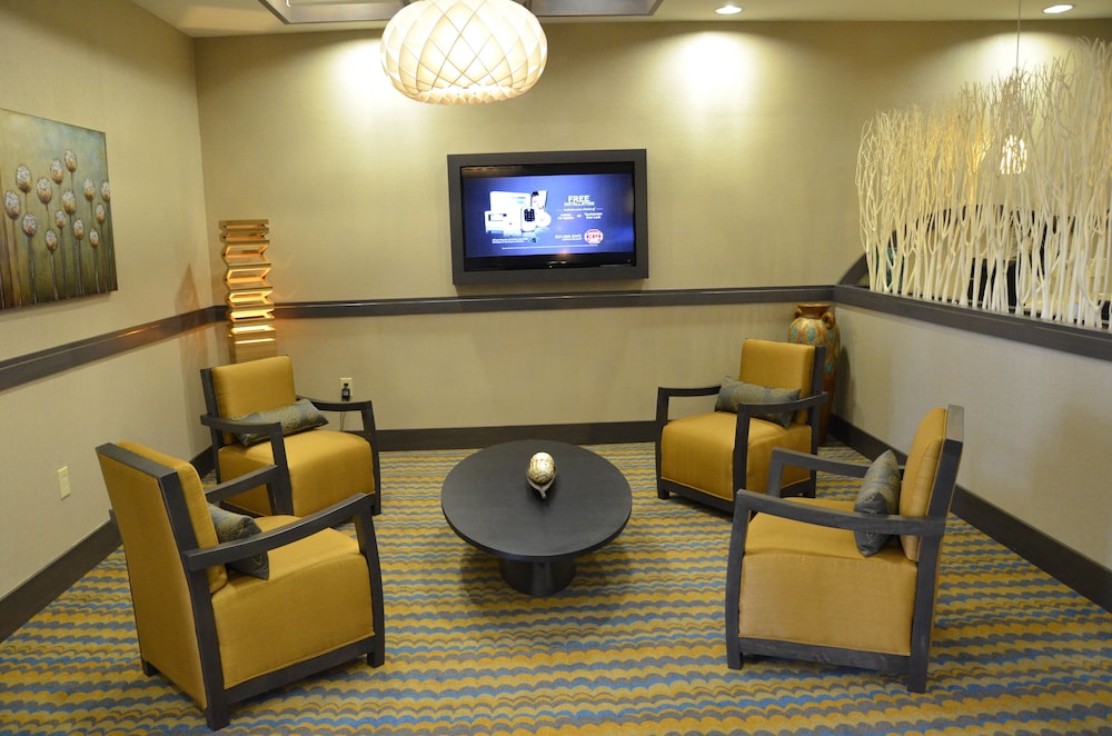 Holiday Inn Express Hotel Amp Suites Goldsboro Base Area 23/41