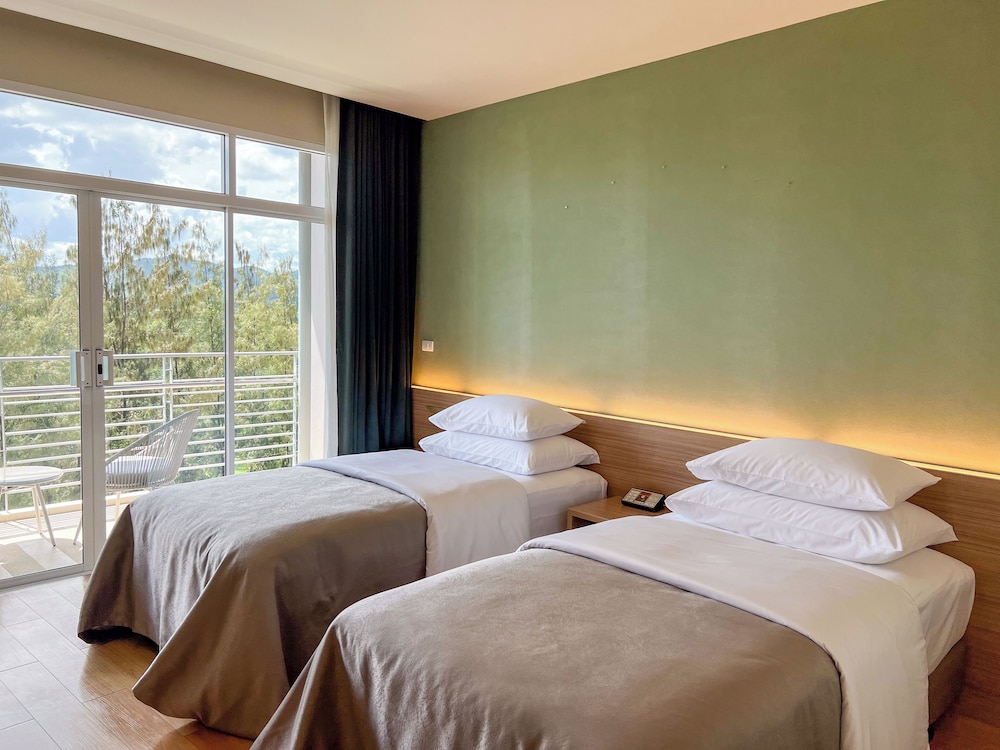 Room, King Bed, Kset View، The Kaset Hua Hin 4/10