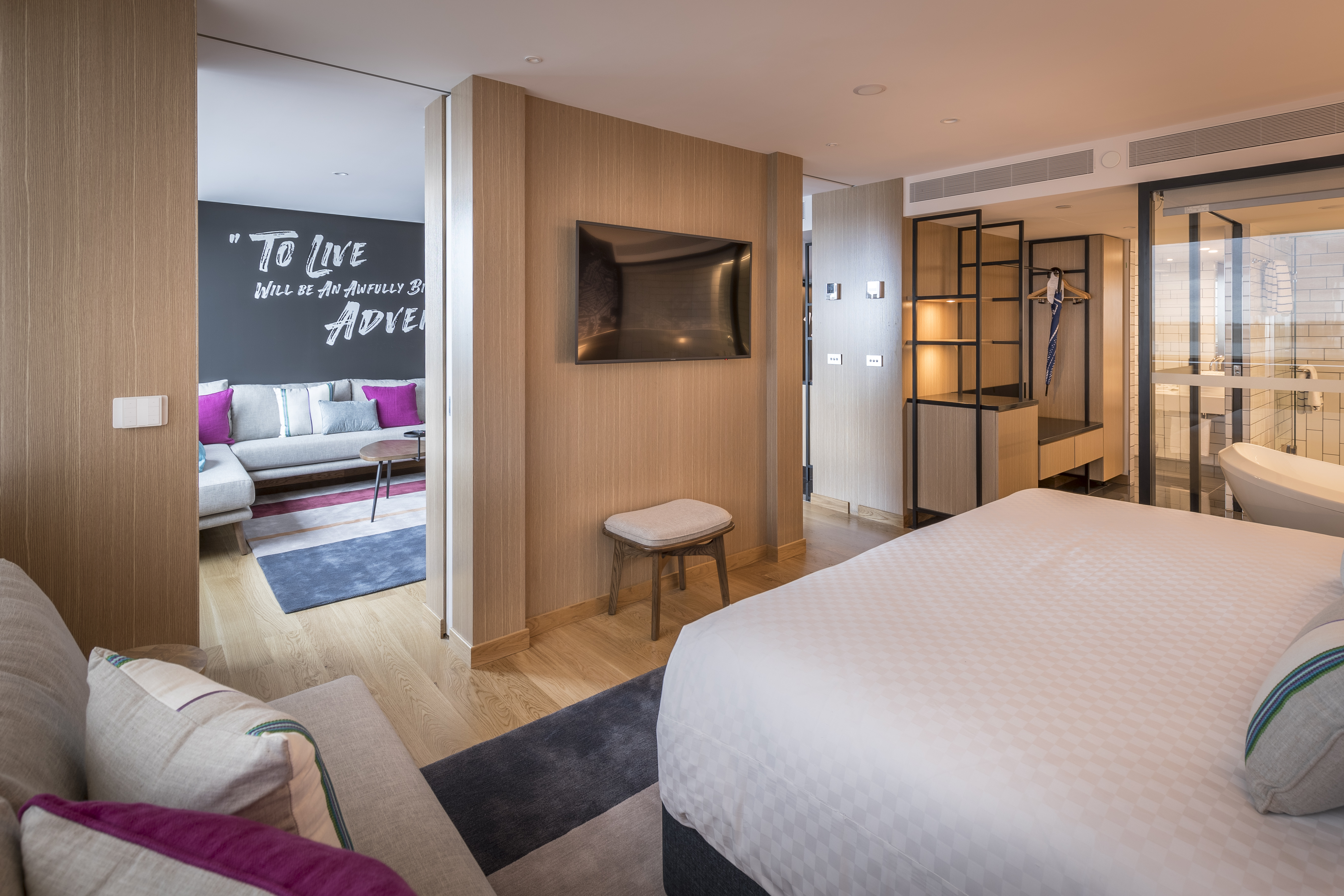 Harbor, Suite, King Bed, Extra Beds