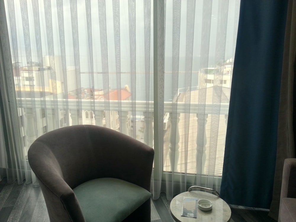 Hotel Marla 39/48