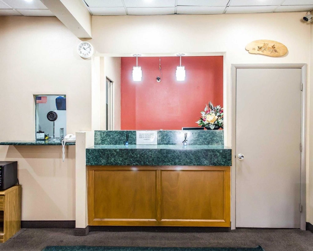 Rodeway Inn Wormleysburg - Harrisburg 4/35