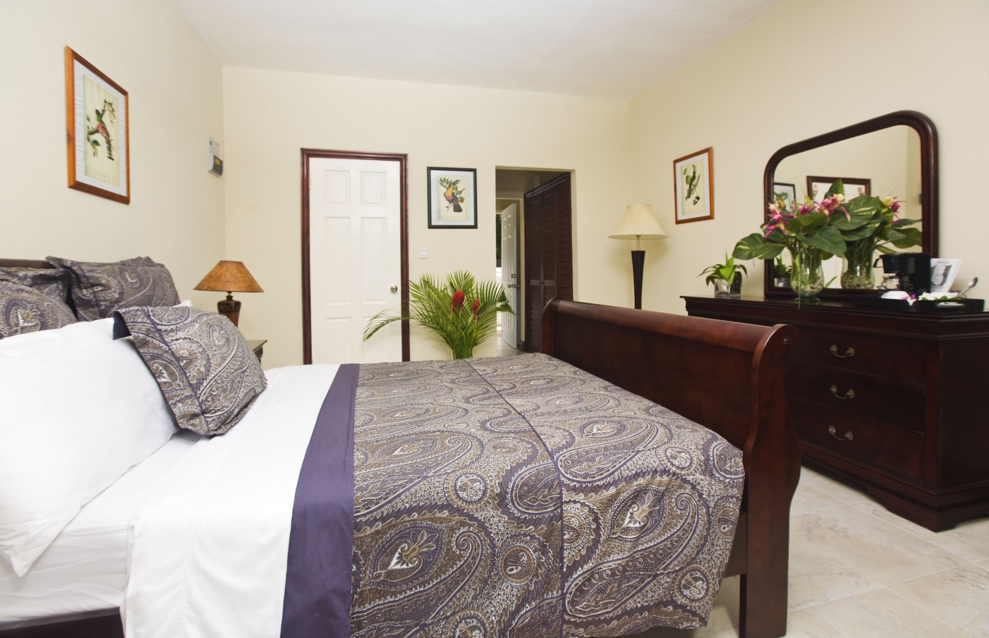 Panorama, Deluxe, Queen Bed، Marigot Beach Club and Dive Resort 7/10