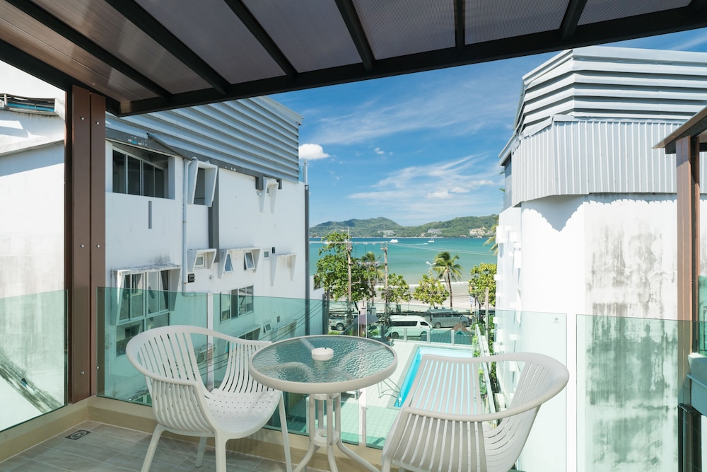 Destinaation Patong Boutique By The Sea 32/55