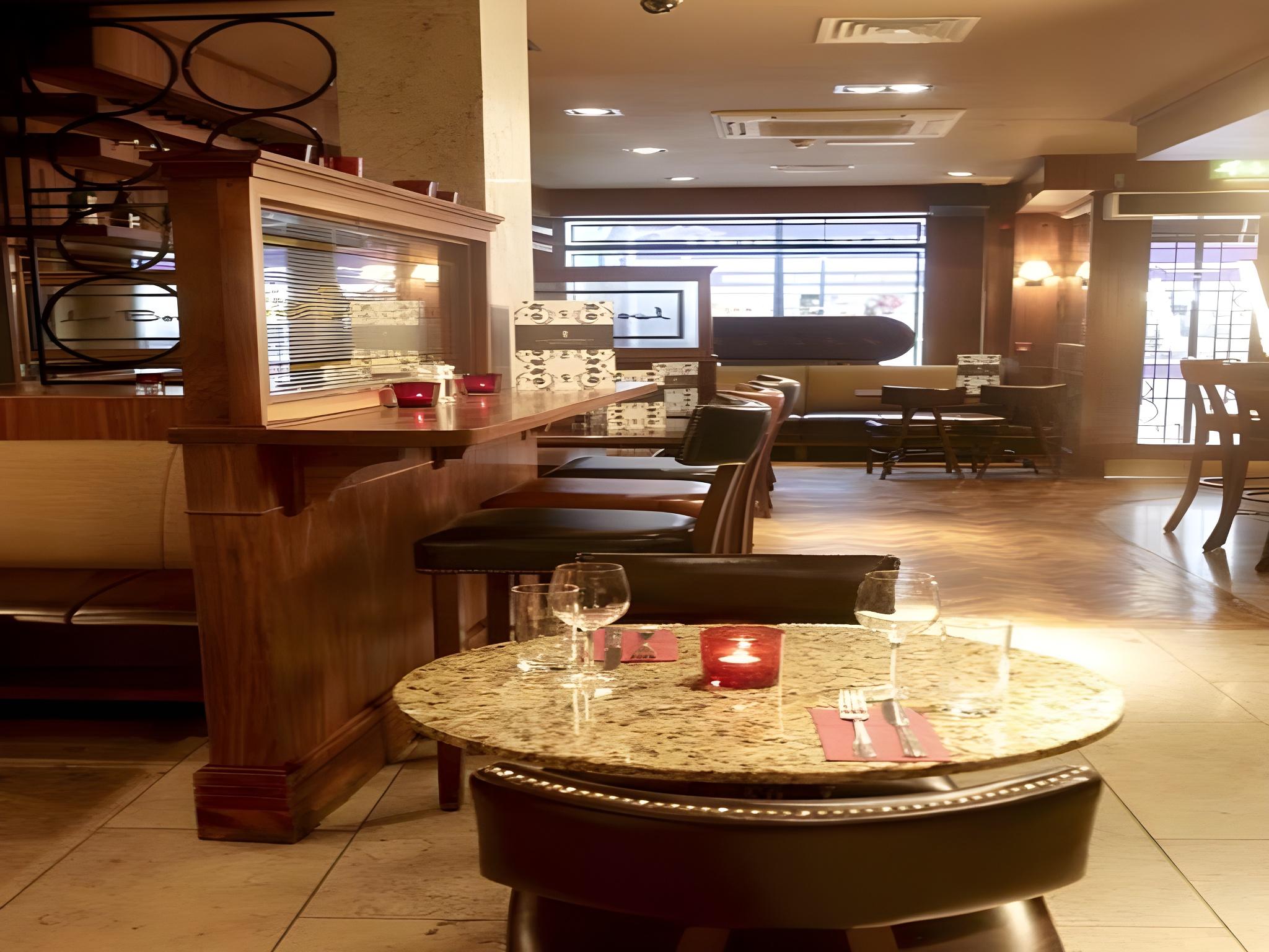Celtic Lodge Guesthouse Restaurant Bar 30/36