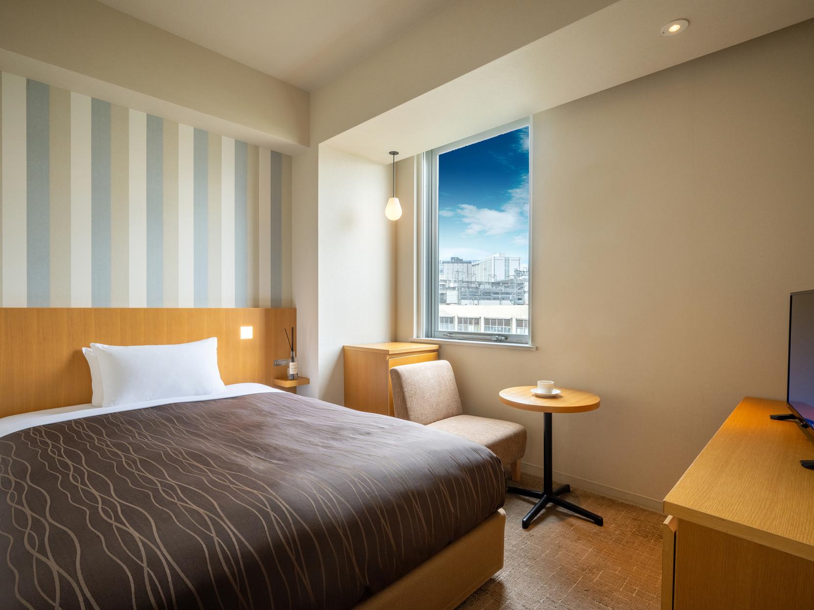 Renovated, Semi Room, Semi Double Bed, Sendai Washington Hotel 2/3