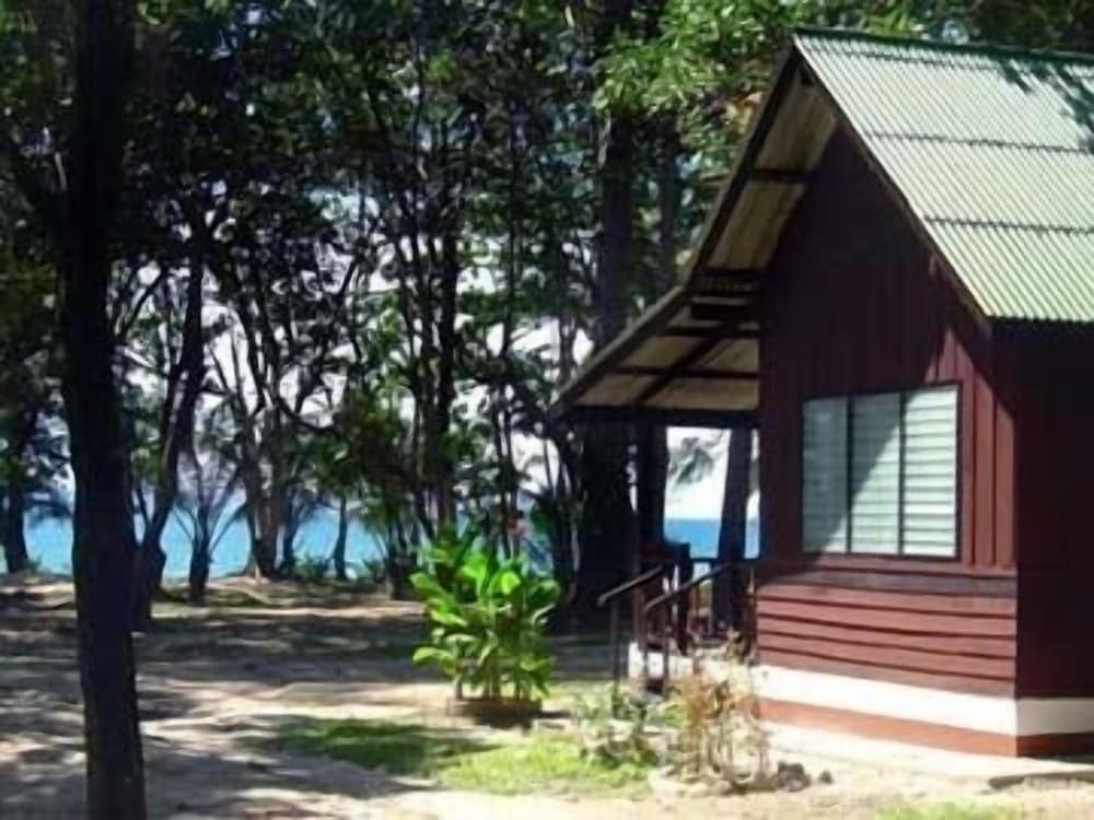 JOY BUNGALOW 42/49