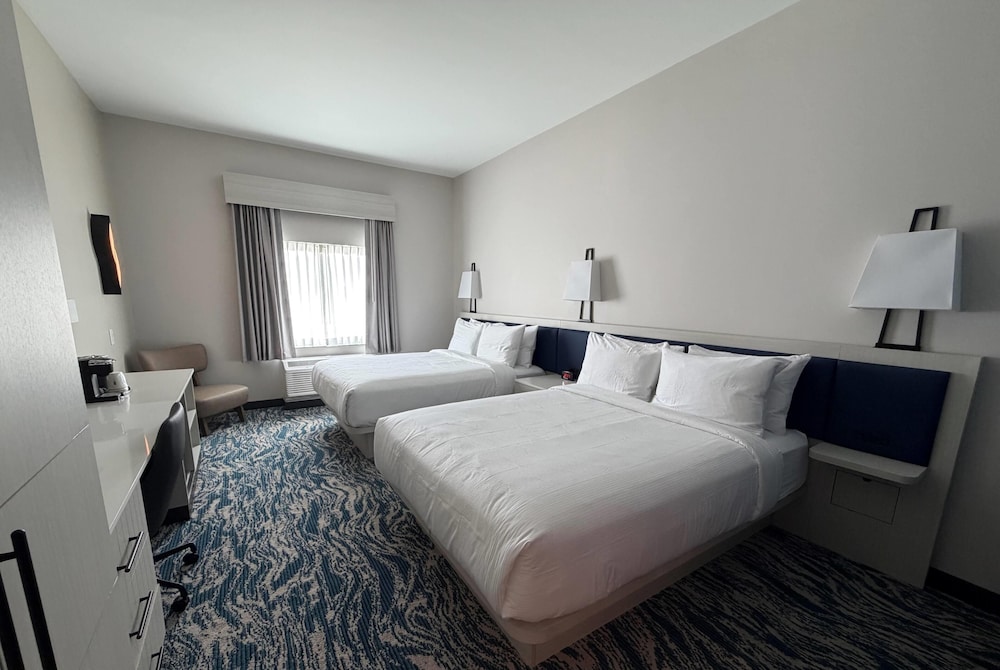 Sugar Creek Hotel, Trademark Collection by Wyndham 14/26