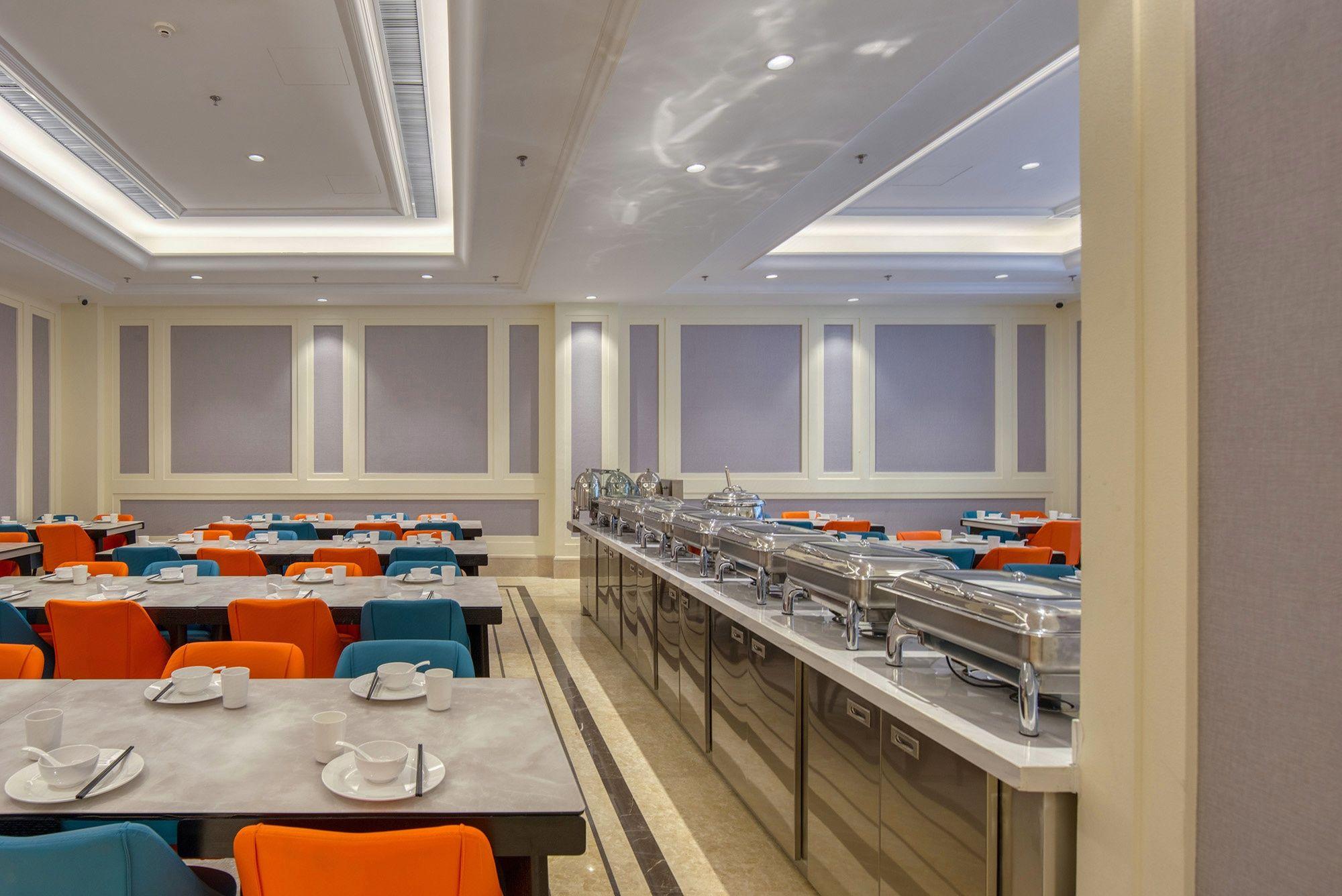 Vienna Hotel (Beijing Changping Science and Technology Park) 43/48