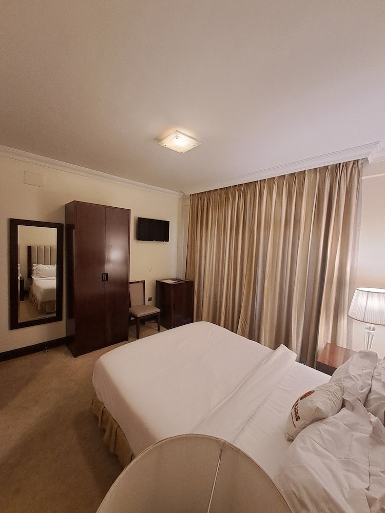 Park Lane Addis Hotel 9/35