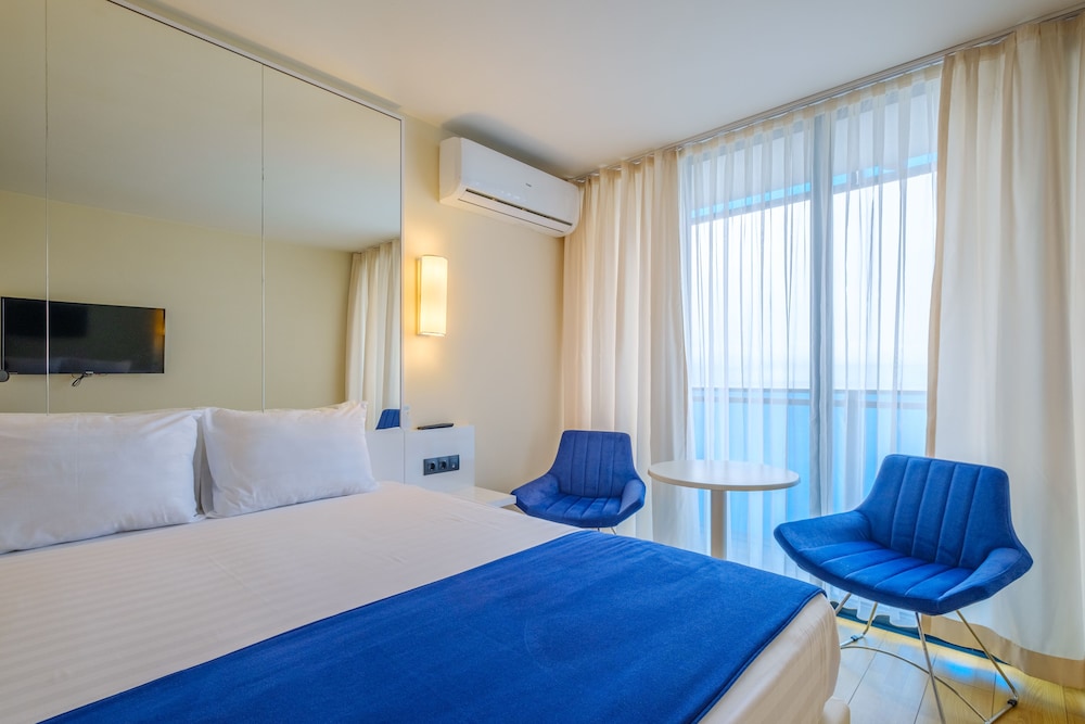 SUPERIOR, DOUBLE BED
