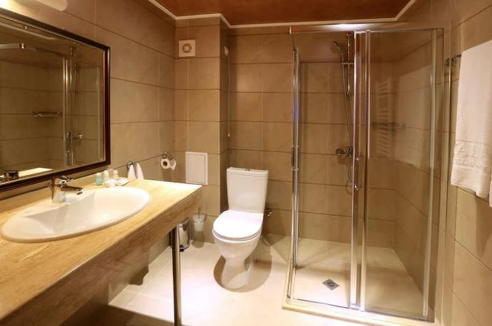 Sg Royal Park Spa Complex 30/30