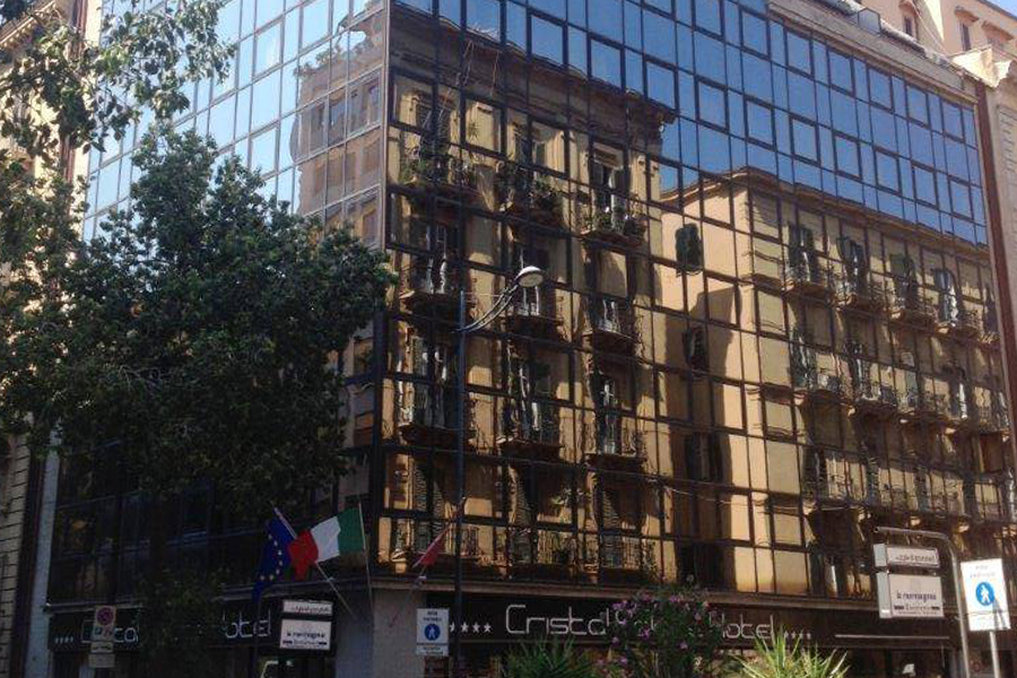 Cristal Hotel Palermo 2/23
