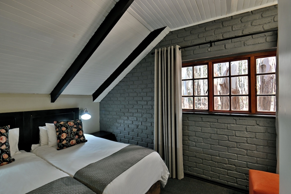 Family, Chalet, Double and Twin Beds, Garden View, 2 Bathrooms