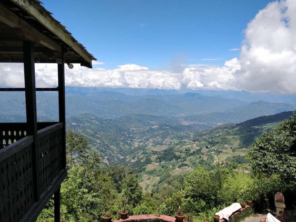 Everest Manla Resort 31/50