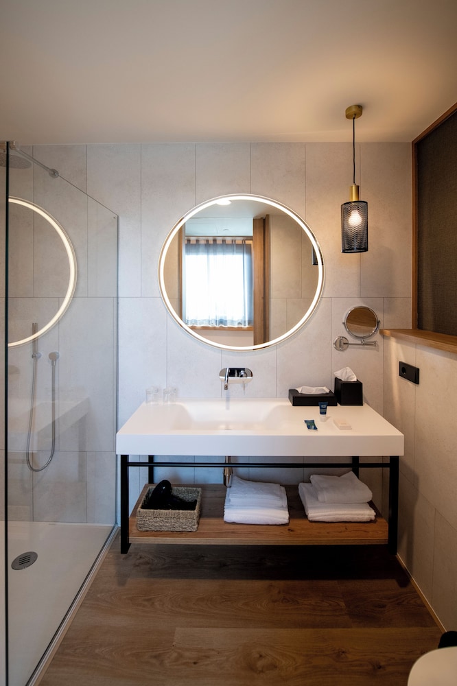 Four Points by Sheraton Barcelona Airport 50/50