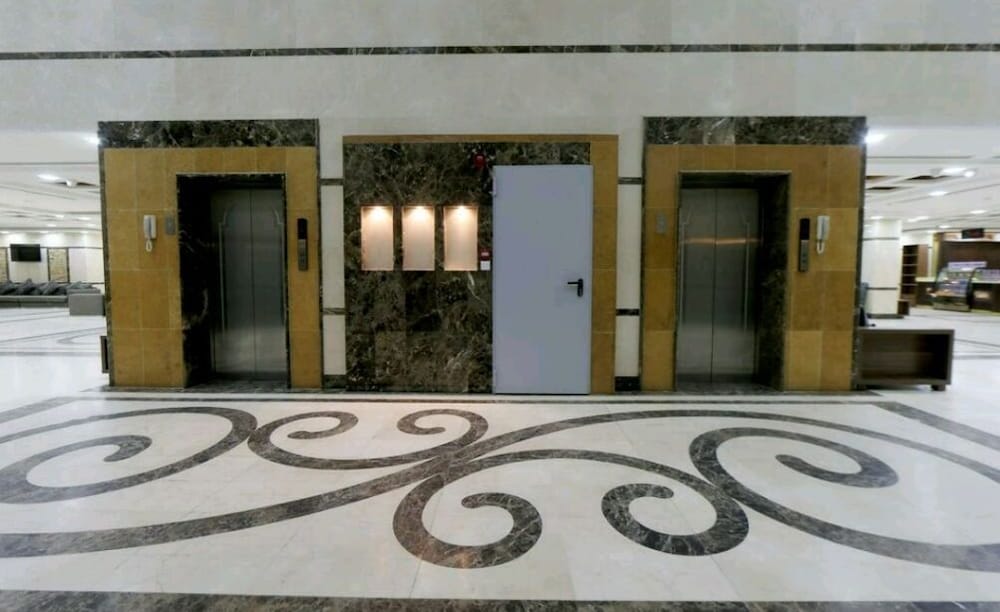 Snood Alazama Hotel 19/20