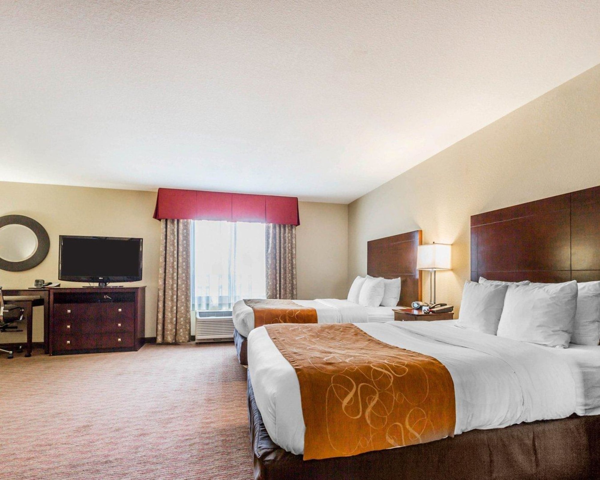 جناح بسريرين كوين لذوي الإعاقة، Comfort Suites Blythe, CA 6/10