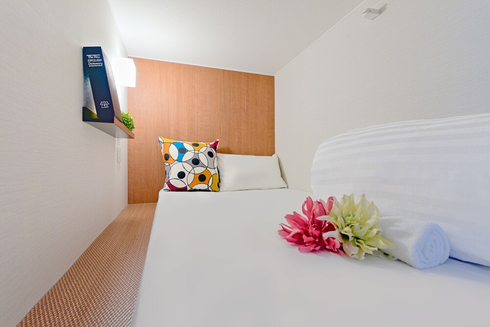 MIXED DORM, LUXURY, 20 BEDS, 2 BUNK BEDS