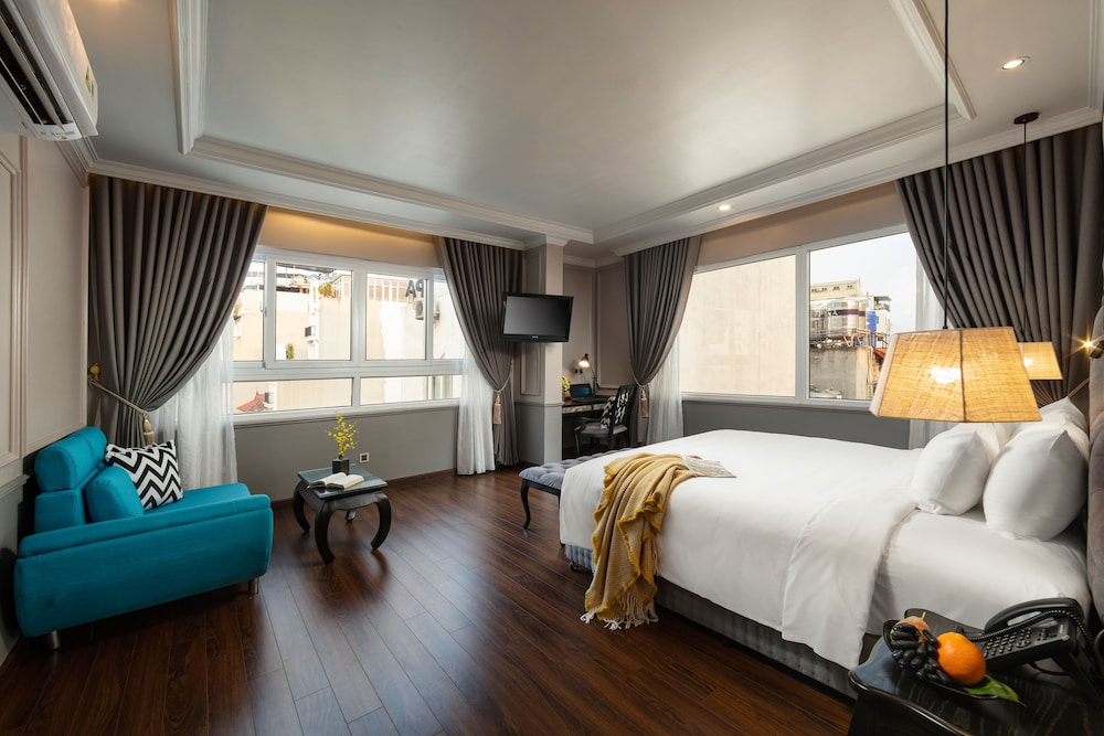 Hanoi Imperial Hotel 31/74