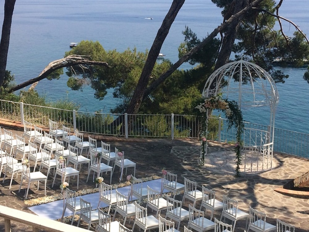 HOTEL VILLA DELLE MERAVIGLIE 64/67