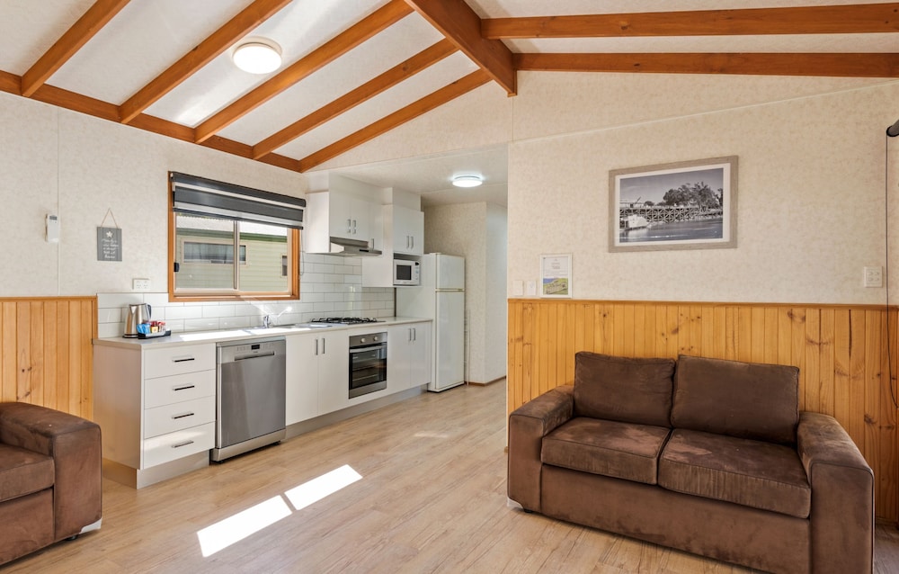DISCOVERY PARKS - ECHUCA 27/38