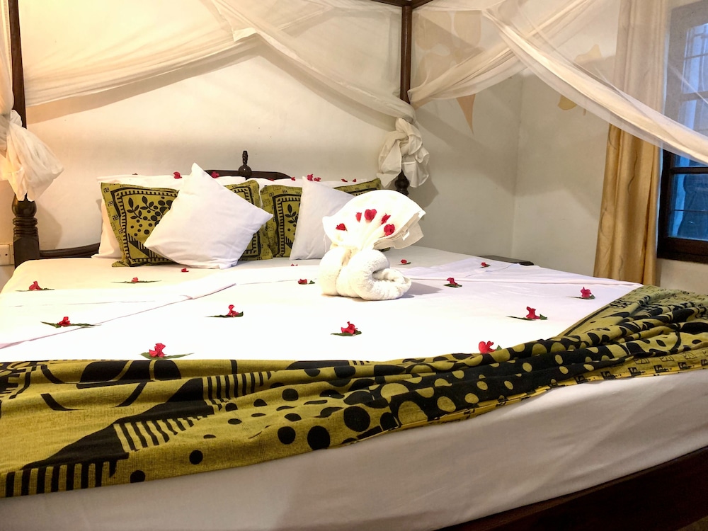 Kenyan House Boutique Hotel 8/36