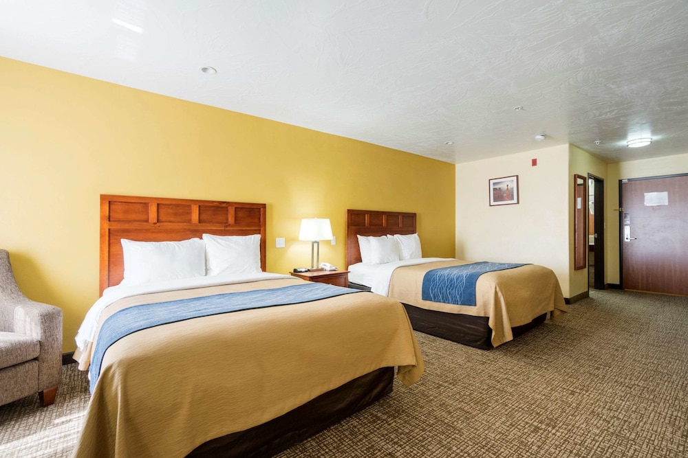 Comfort Inn & Suites Cedar City South, UT 15/36