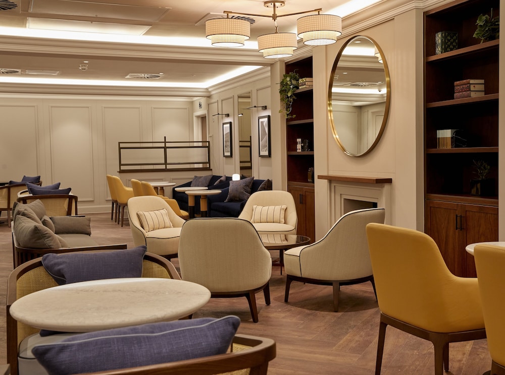 The Parkgate Hotel 40/46