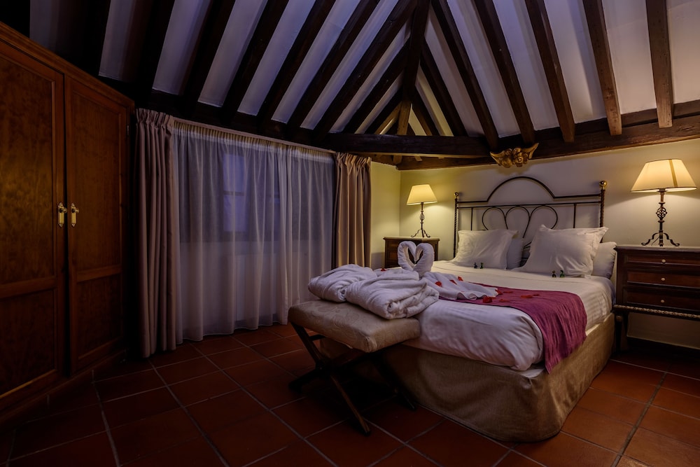 Hotel Palacio de Santa Ines 30/75