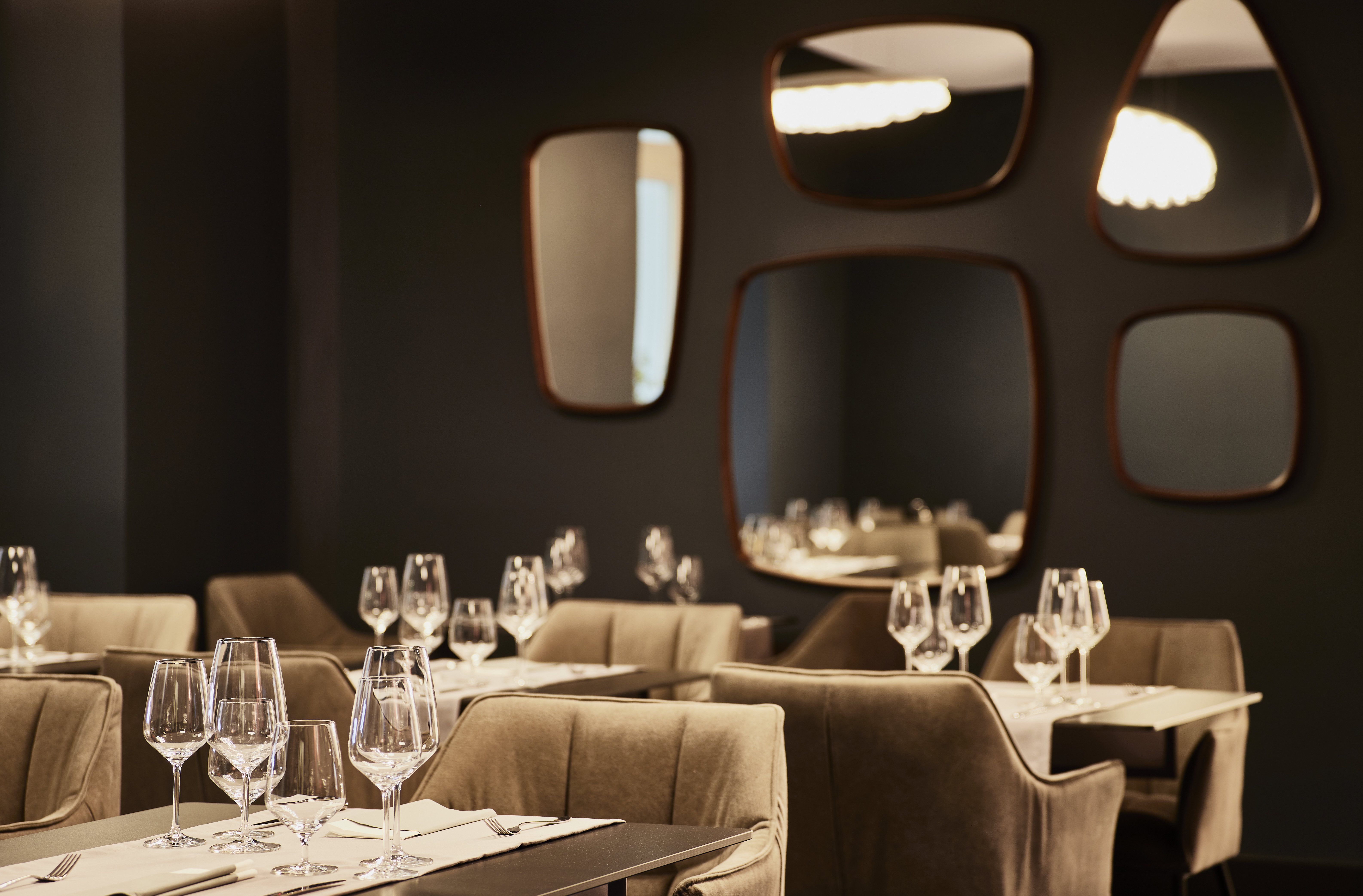 HOTEL INDIGO WARSAW - NOWY SWIAT 67/79