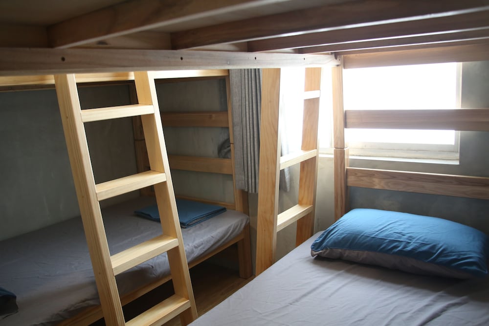 Matchbox Hostel 9/16