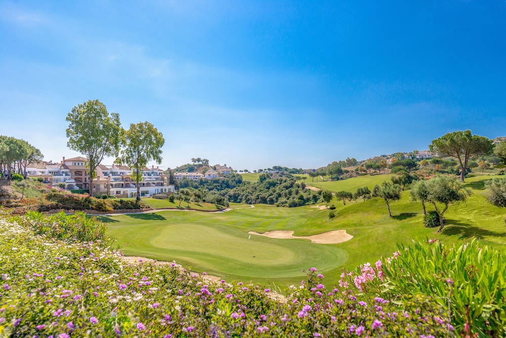 La Cala Resort 72/73