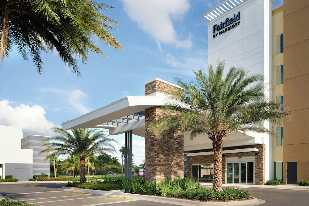 Fairfield Inn & Suites Fort Lauderdale Northwest 23/27