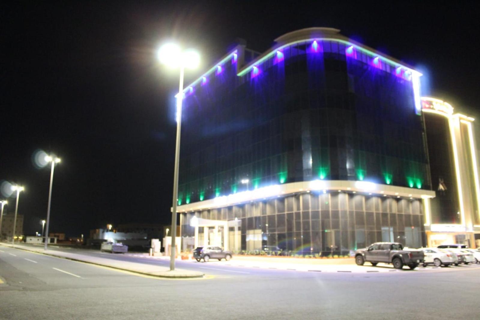 Taj Lives Hotel in UMLUJ