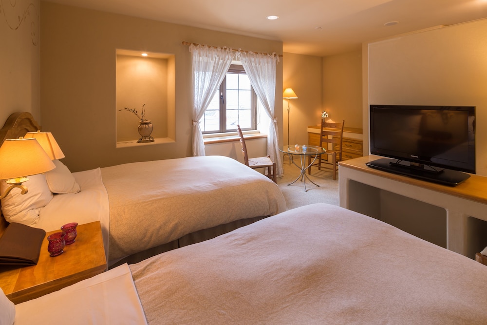 Poppy Springs Resort & Spa 21/63