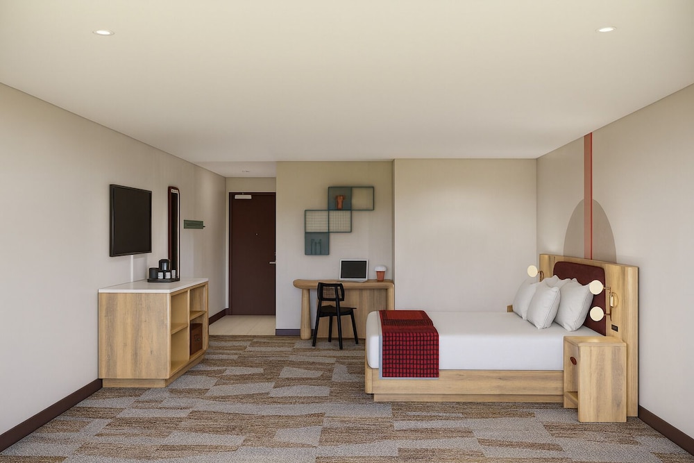 DELUXE, KING BED, BALCONY